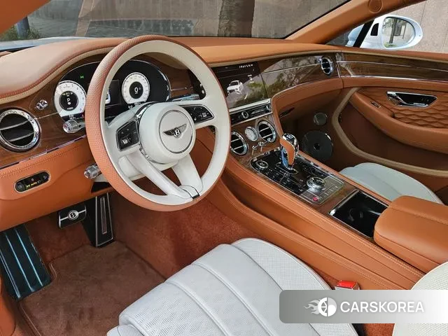 Bentley Continental GT 4th Generation id 3310018 из Кореи 17