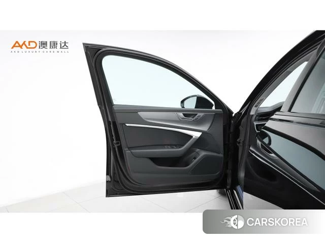 Audi A6L id 4261761 из Китая 7