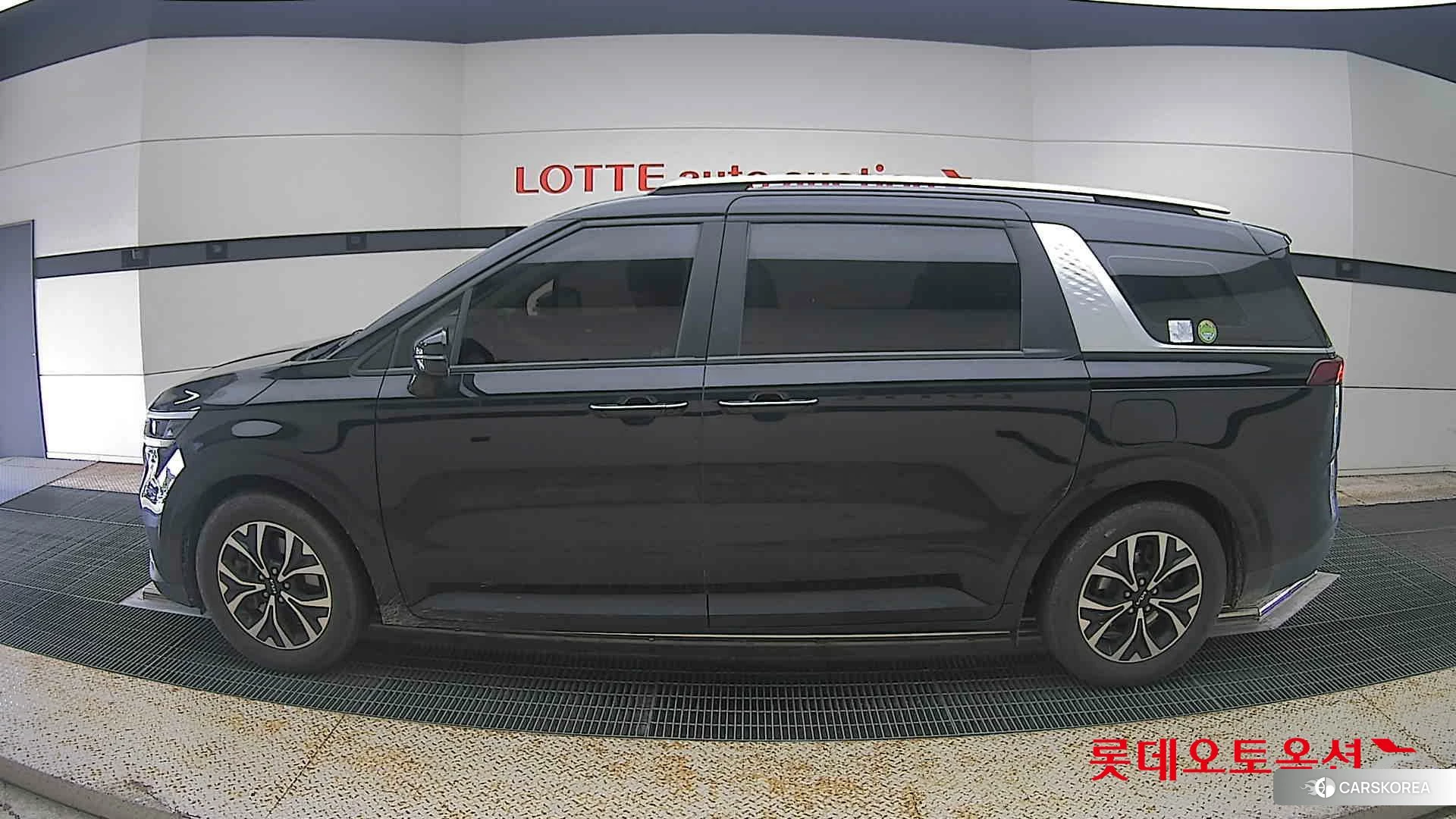 Kia Carnival id 4674194 из Кореи 33