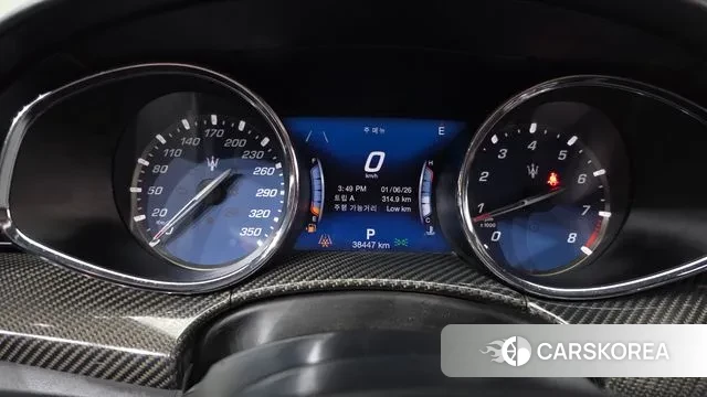 Maserati Quattroporte id 3552771 из Кореи 17