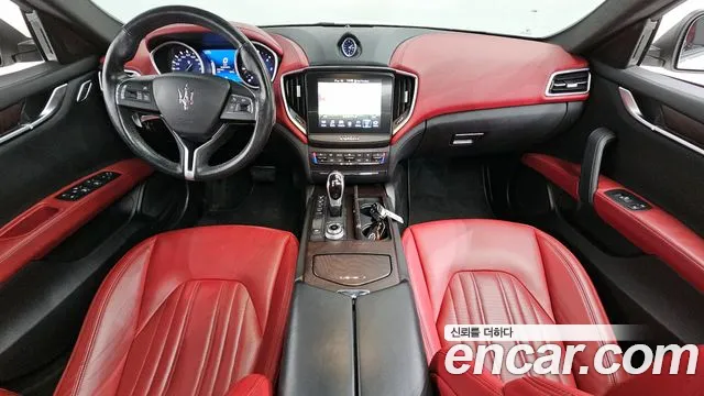 Maserati Ghibli id 2397945 из Кореи 17