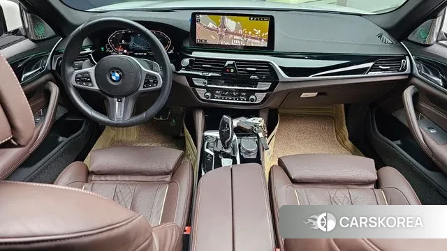 BMW 5 Series (G30) id 3036686 из Кореи 17