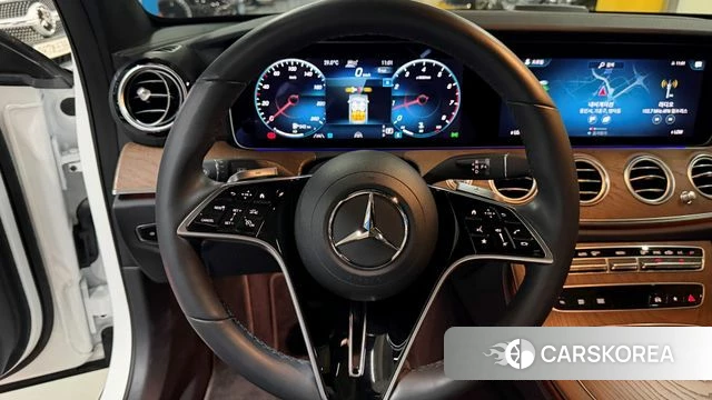 Mercedes-Benz E-Class W213 id 4549526 из Кореи 17