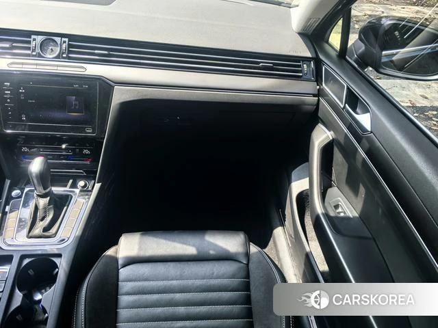 Volkswagen Magotan id 4307323 из Китая 15