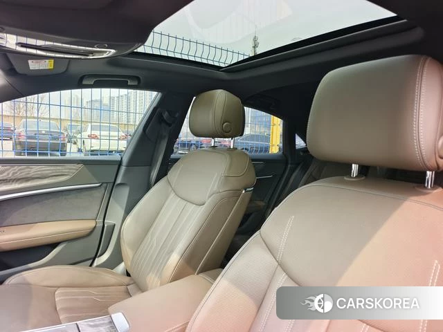Audi A7L id 4259258 из Китая 17