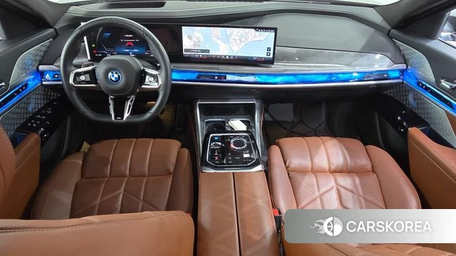 BMW i7 (G70) id 4421511 из Кореи 33
