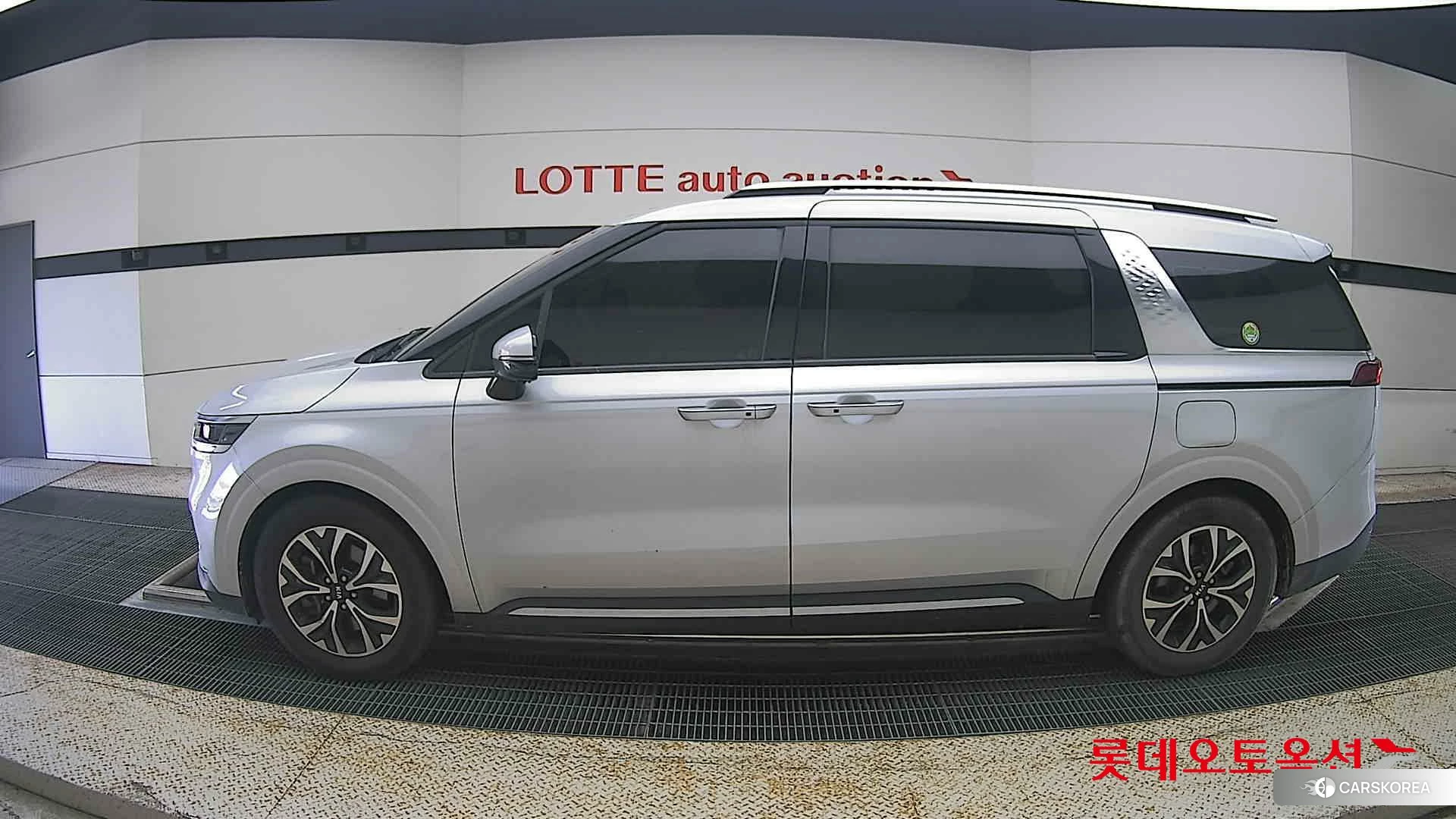 Kia Carnival id 4909317 из Кореи 34