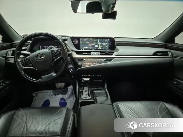 Lexus ES300h 7th generation id 3646609 из Кореи 16