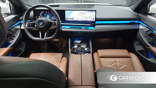 BMW 5 Series (G60) id 3057813 из Кореи 17