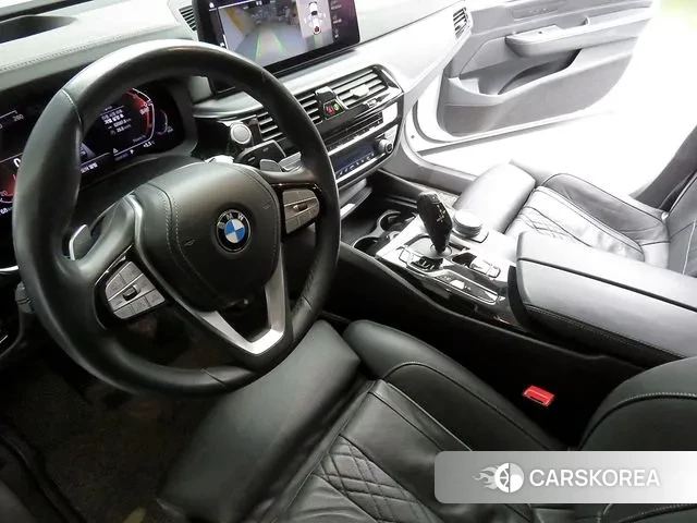 BMW 6 Series GT (G32) id 3473631 из Кореи 17