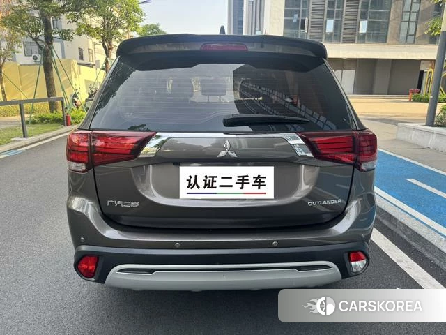 Mitsubishi  Outlander id 4227860 из Китая 17