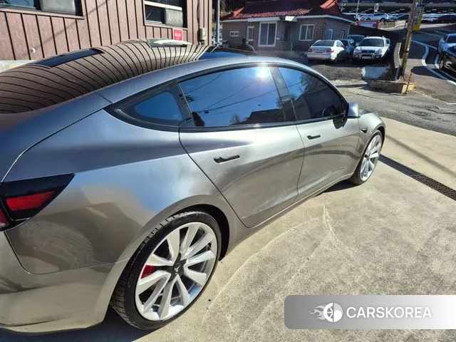 Tesla Model 3 id 3557128 из Кореи 17
