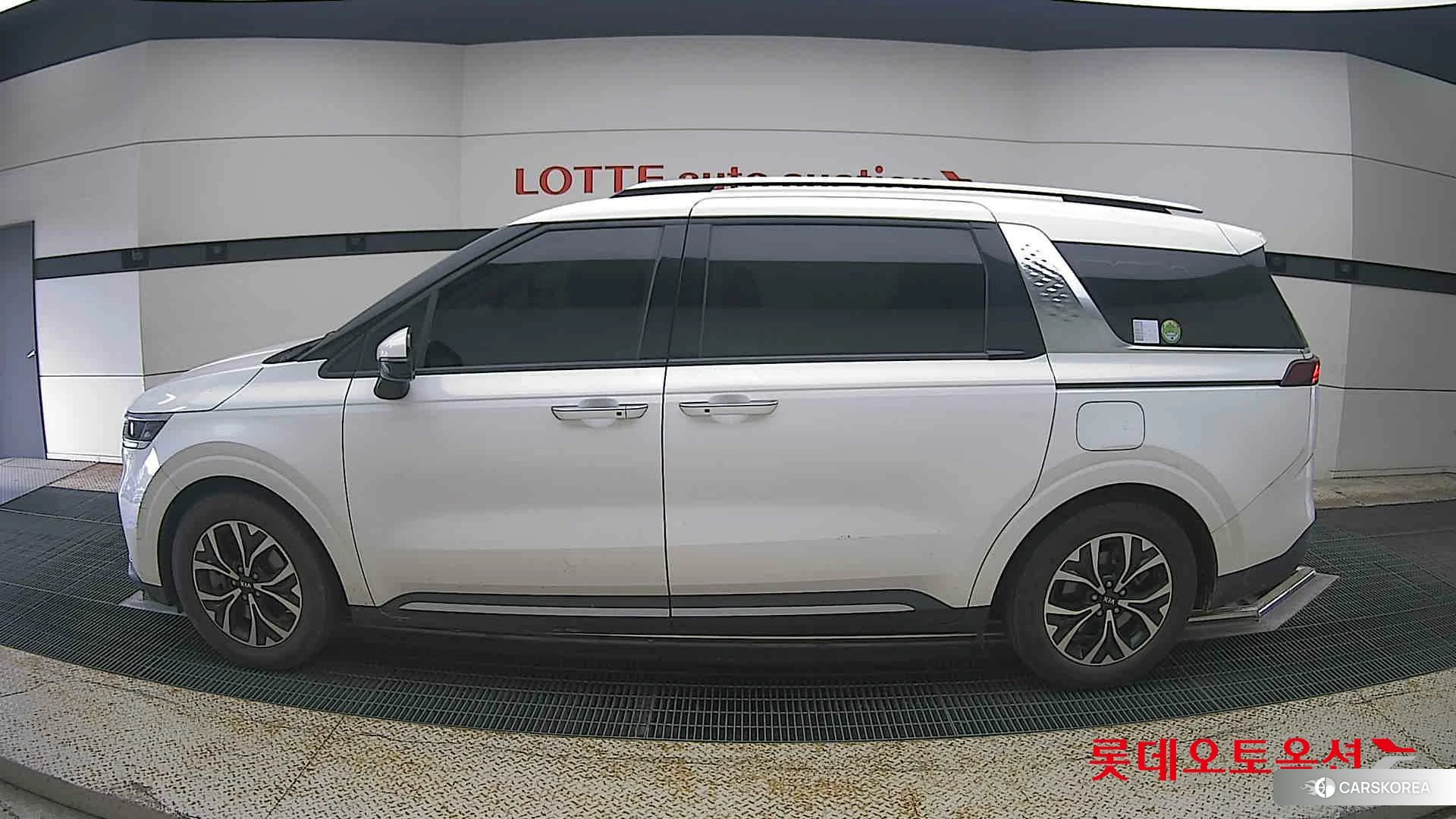 Kia Carnival id 4909292 из Кореи 33