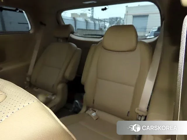 Kia The New Carnival id 3681976 из Кореи 17