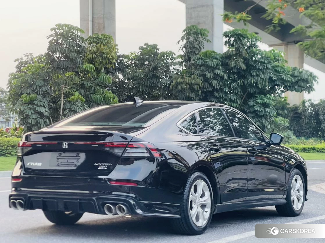 Honda Accord id 4407635 из Китая 9
