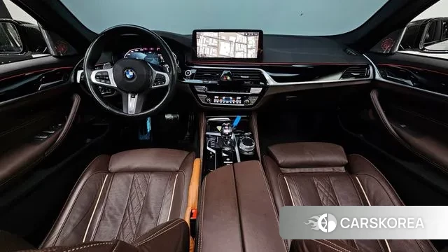 BMW 5 Series (G30) id 3388930 из Кореи 17