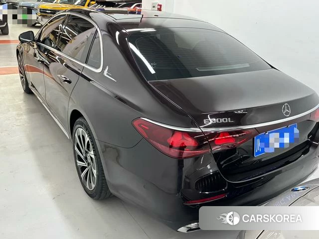 Mercedes-Benz E-class id 4306947 из Китая 14