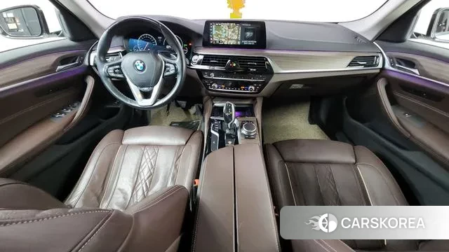 BMW 5 Series (G30) id 3608073 из Кореи 17