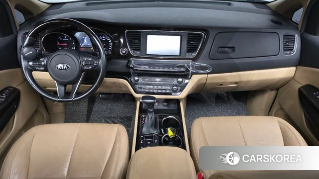 Kia The New Carnival id 4568425 из Кореи 17