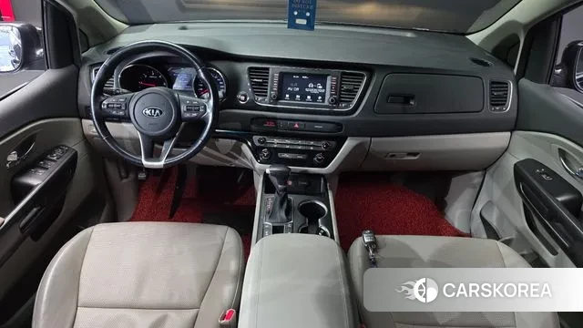 Kia The New Carnival id 3778946 из Кореи 17