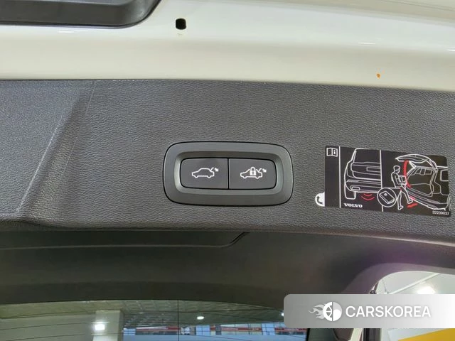 Volvo XC40 id 4872706 из Кореи 17