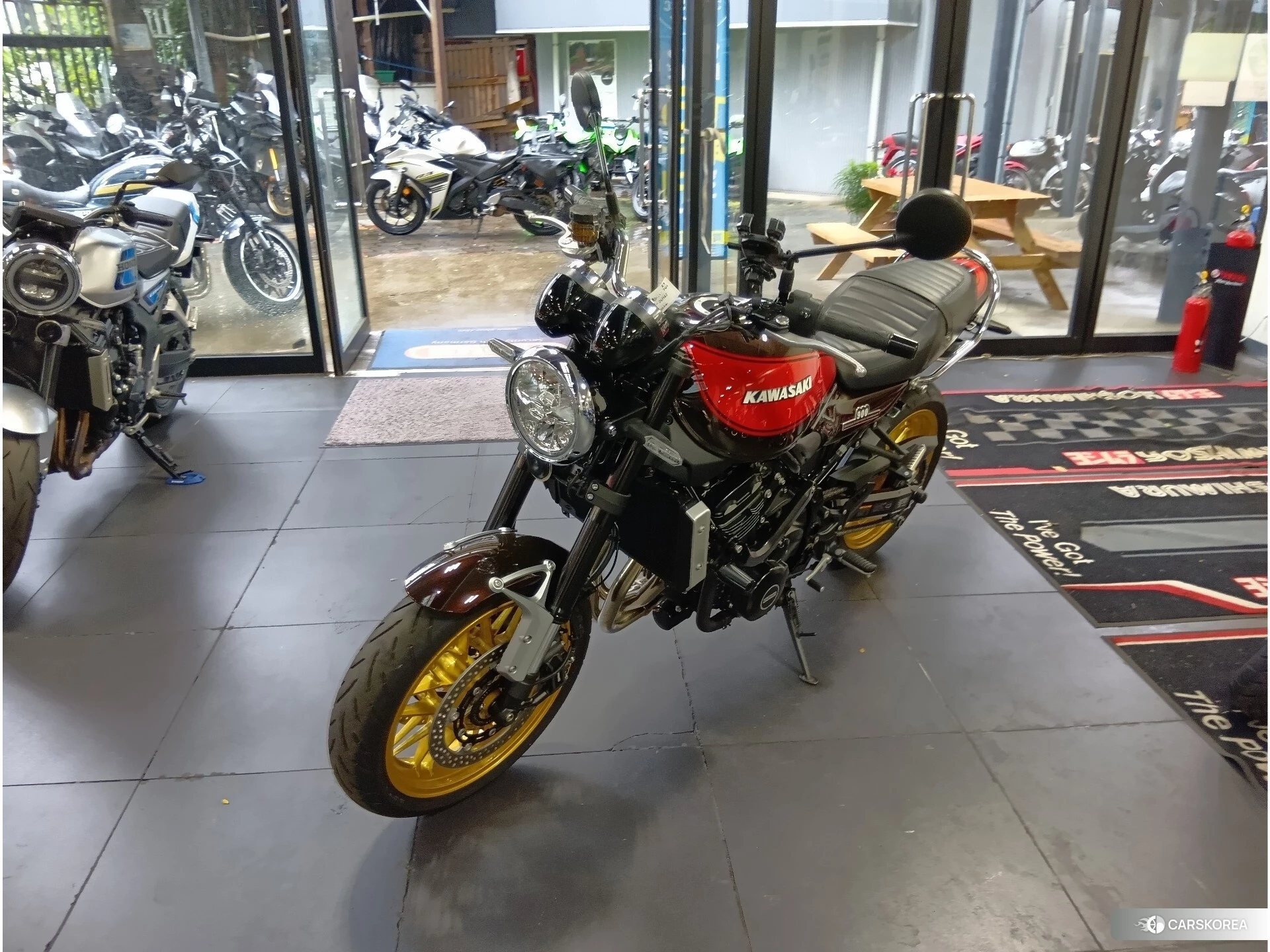 Kawasaki Z900RS 50TH id 4374240 из Японии 8