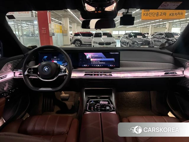 BMW i7 (G70) id 4834724 из Кореи 15