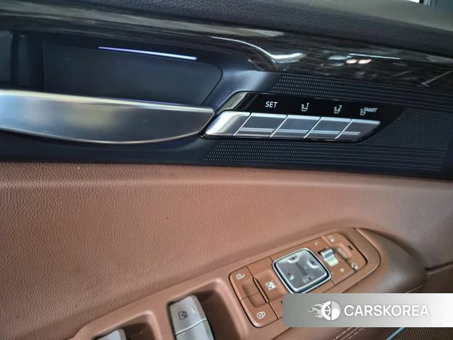 Genesis G90 id 4717460 из Кореи 16