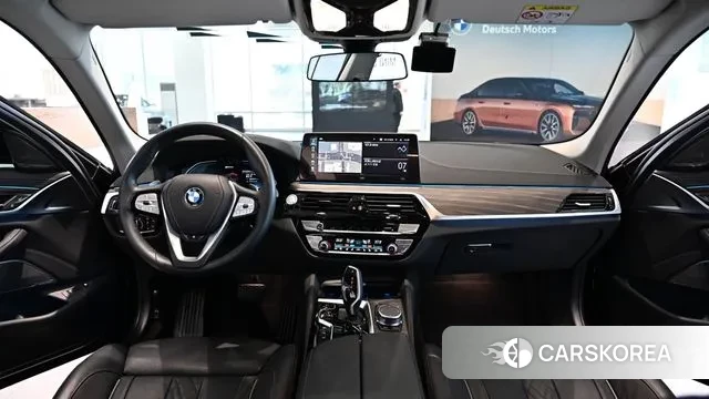 BMW 5 Series (G30) id 3586131 из Кореи 17