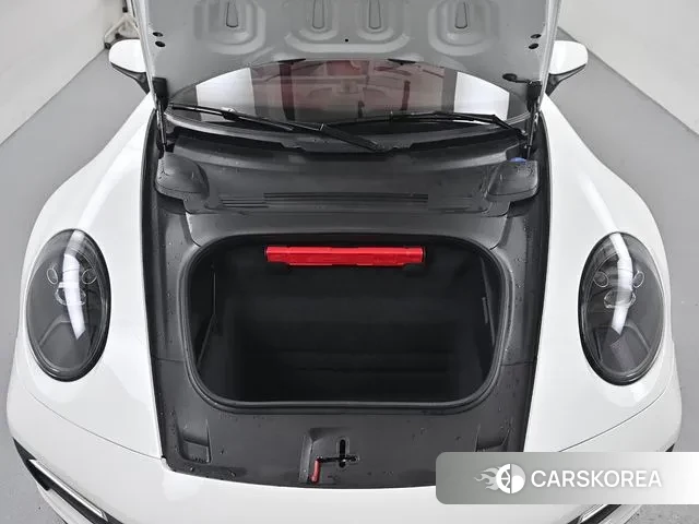 Porsche 911(992) id 3196013 из Кореи 17