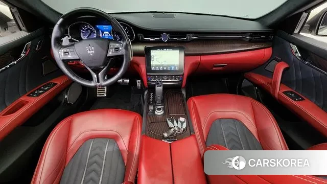 Maserati Quattroporte id 3023536 из Кореи 17
