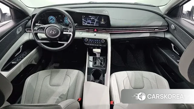 Hyundai Avante (CN7) id 3155985 из Кореи 17