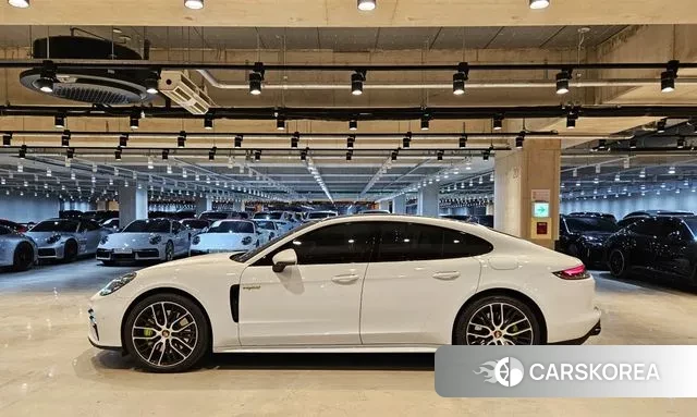 Porsche Panamera (971) id 3488384 из Кореи 17