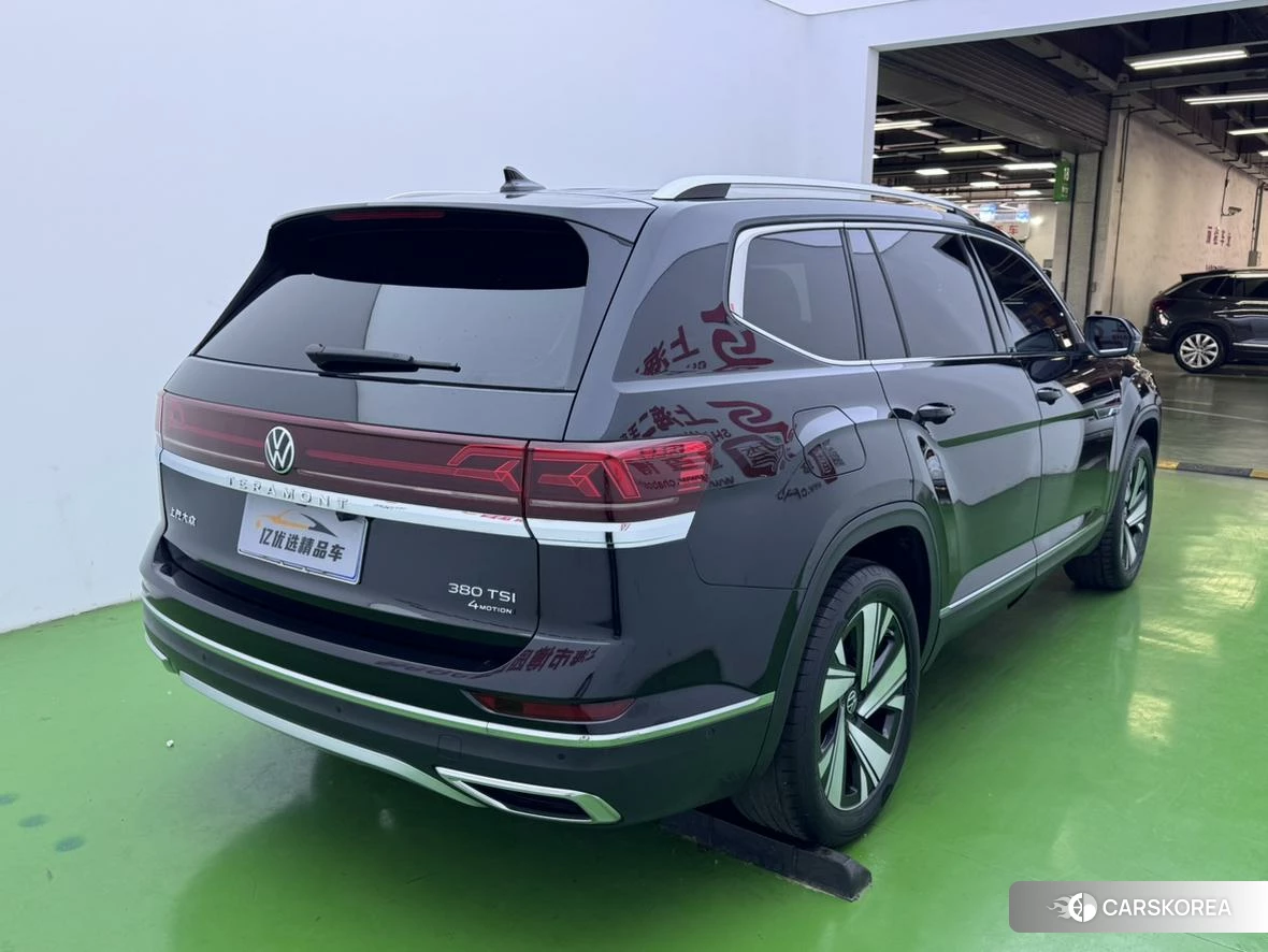 Volkswagen Tourang id 4492980 из Китая 20