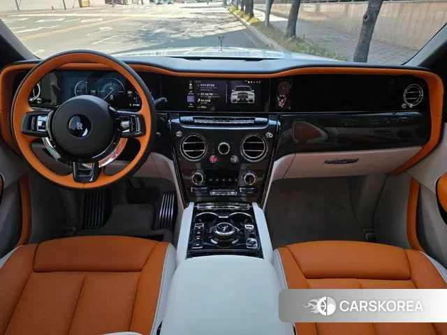 Rolls-Royce Cullinan id 3658831 из Кореи 17