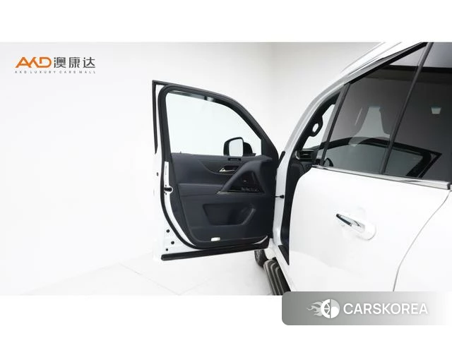 Lexus LX id 4277376 из Китая 7