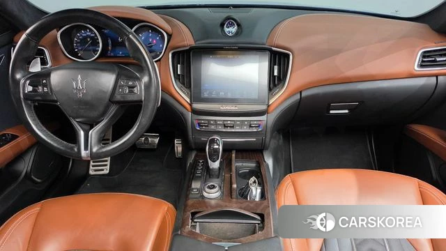 Maserati Ghibli id 4781116 из Кореи 29