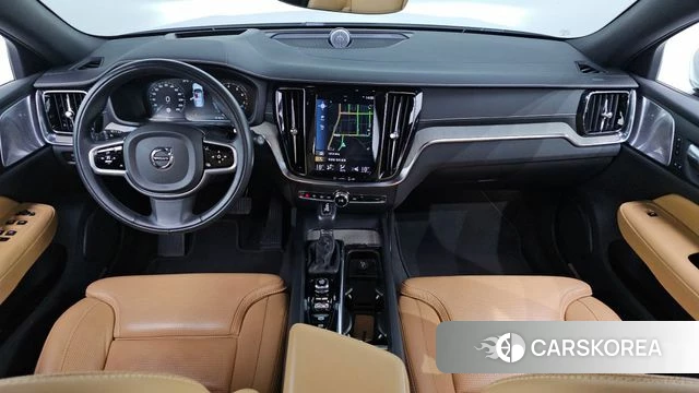 Volvo V60 Cross-Country 2nd Generation id 4304679 из Кореи 33