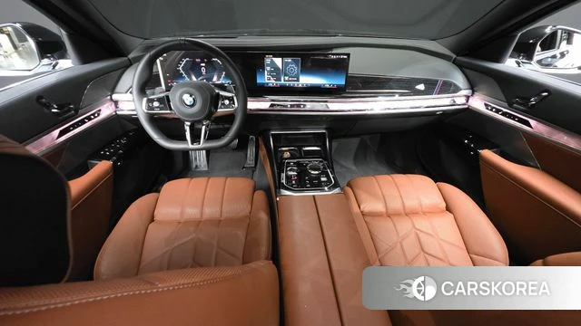 BMW 7 Series (G70) id 4853552 из Кореи 32