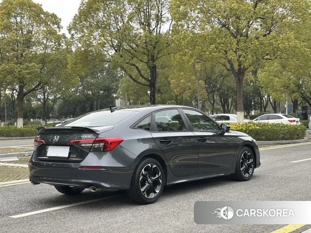 Honda Civic id 4272767 из Китая 18