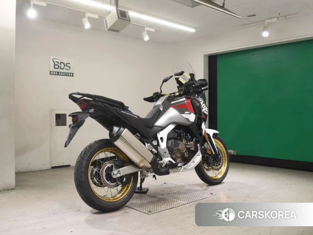Honda CRF1100L AFRICA TWIN DCT 2026 из Японии, фото 5