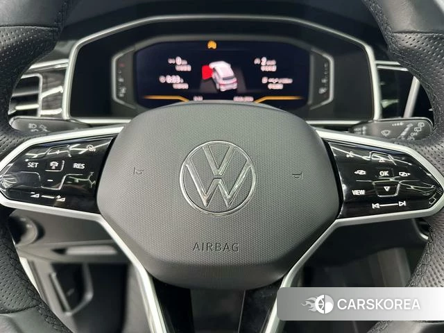 Volkswagen Tiguan L id 4342115 из Китая 14