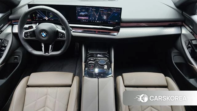 BMW 5 Series (G60) id 4644807 из Кореи 17