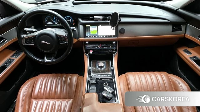 Jaguar XF (X260) id 3861780 из Кореи 17