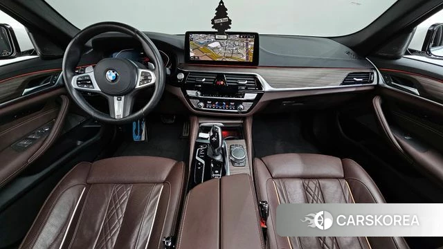 BMW 5 Series (G30) id 3885201 из Кореи 17