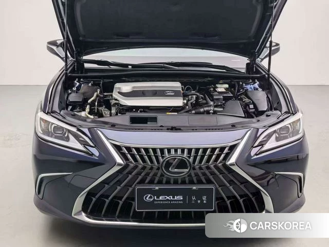 Lexus ES id 4314676 из Китая 12