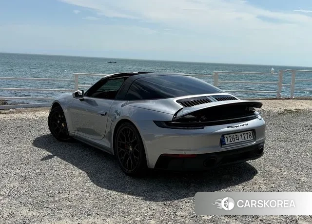 Porsche 911(992) id 3756907 из Кореи 17