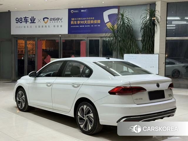 Volkswagen Bora id 4256297 из Китая 21