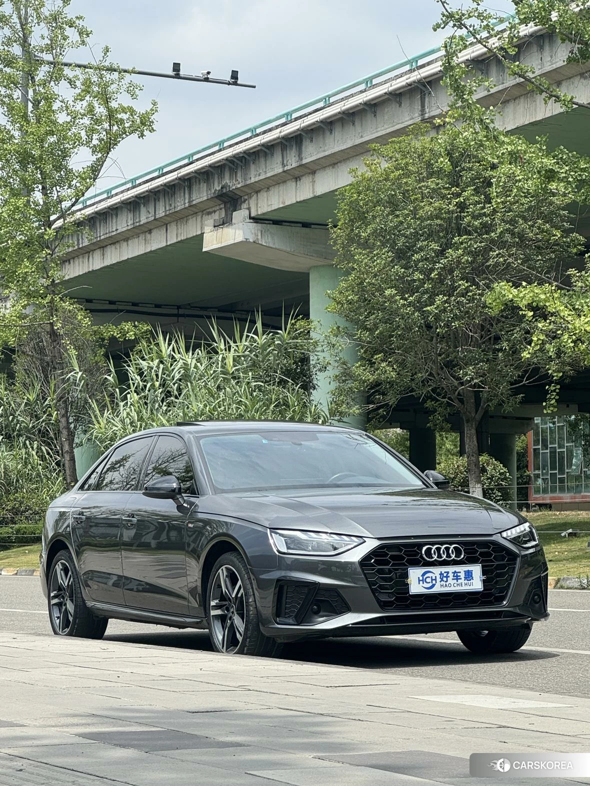 Audi A4L id 4498618 из Китая 9