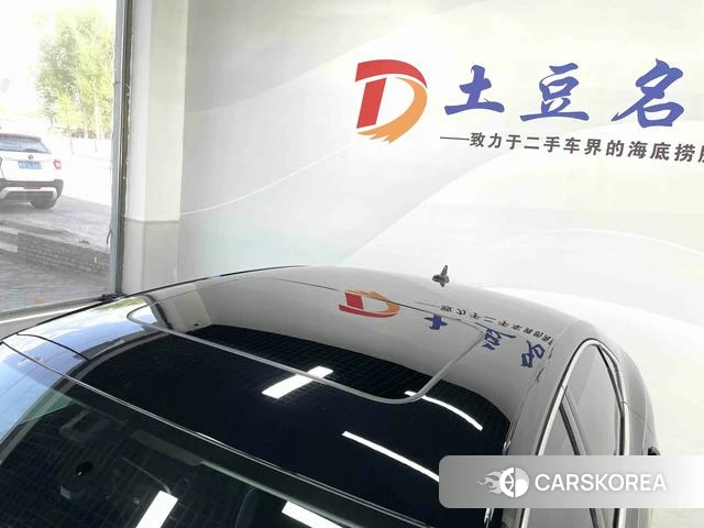 Volkswagen Passat id 4299447 из Китая 17